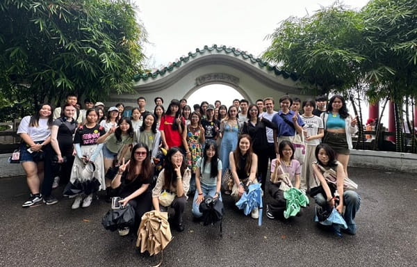 Students gather in Hong Kong for a summer abroad experience