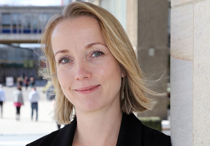 Image of Dr Julie Walsh