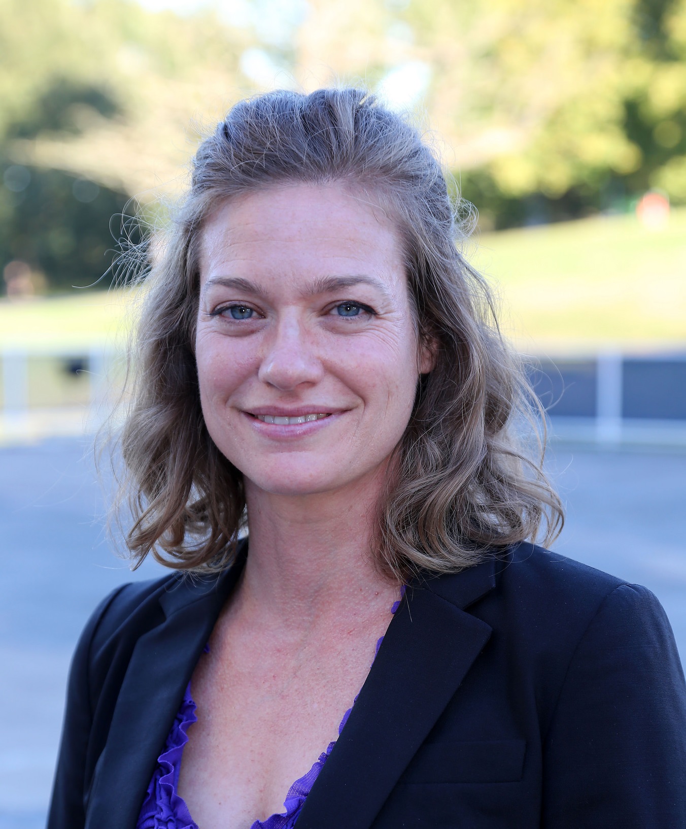 portrait photo of Renee Luthra