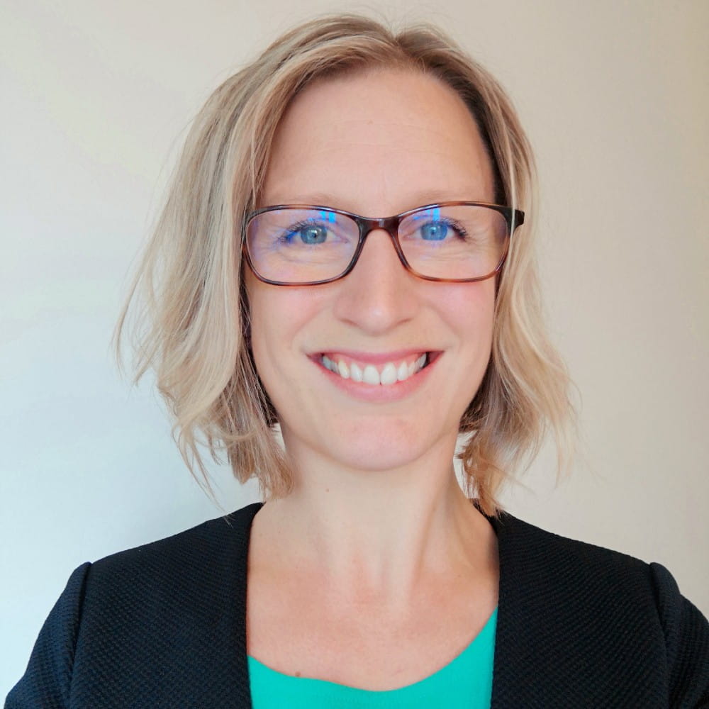 Dr Anna Sturrock