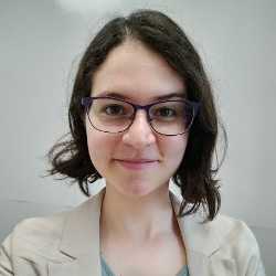  Dr Paula Macedo Lins de Araujo  