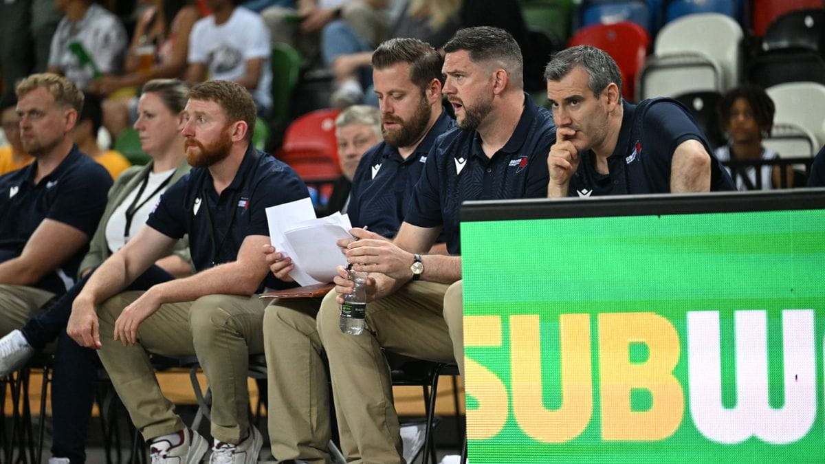 Ross Norfolk courtside 