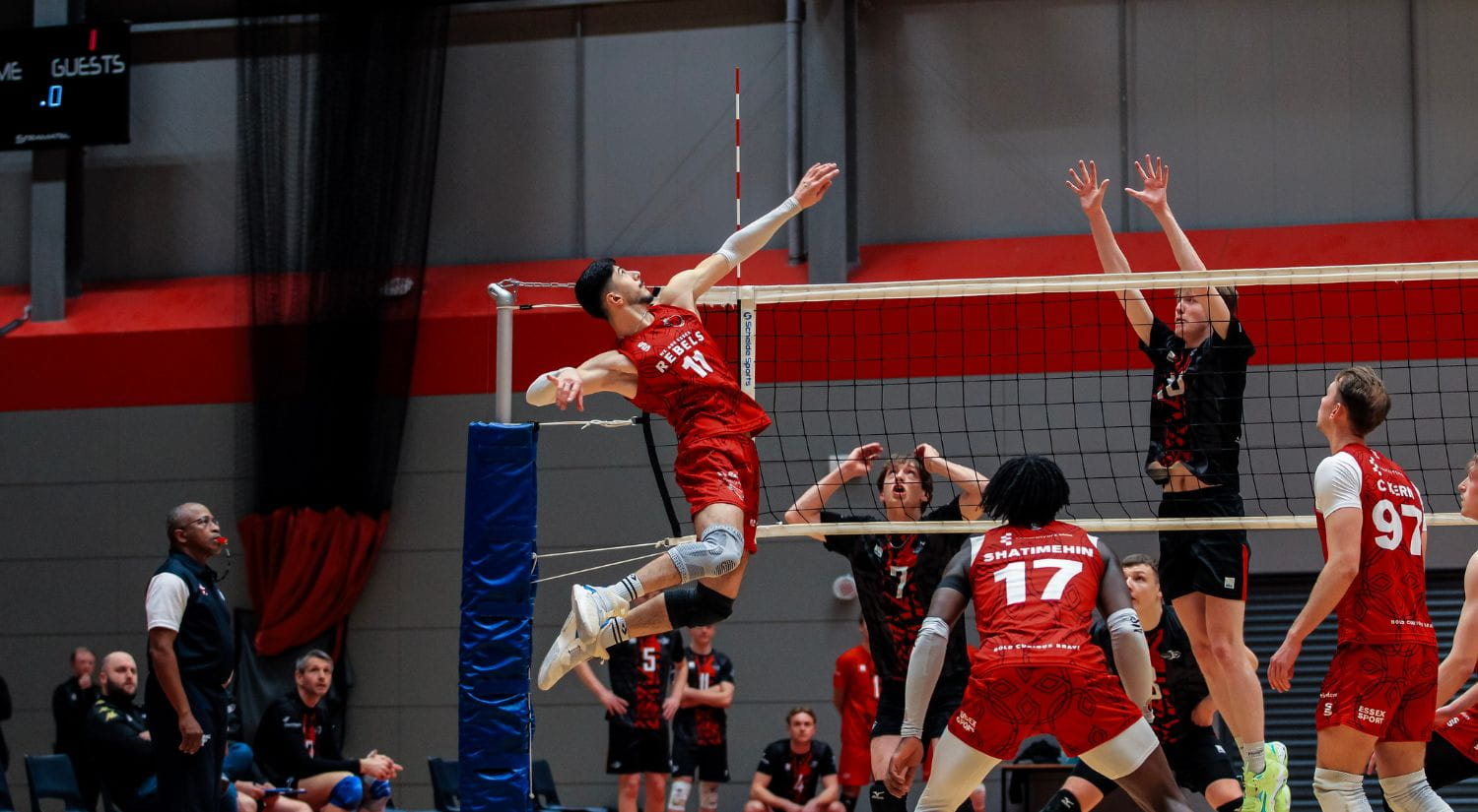 Hassan Farhat going for the hit