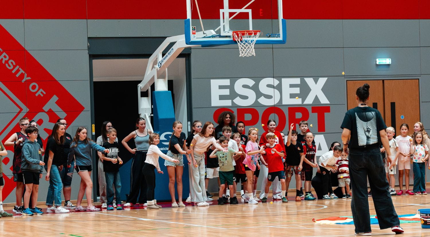 Kids in the chuck a dunk competition