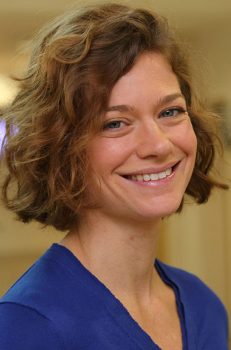 Photo of Dr Renee Luthra