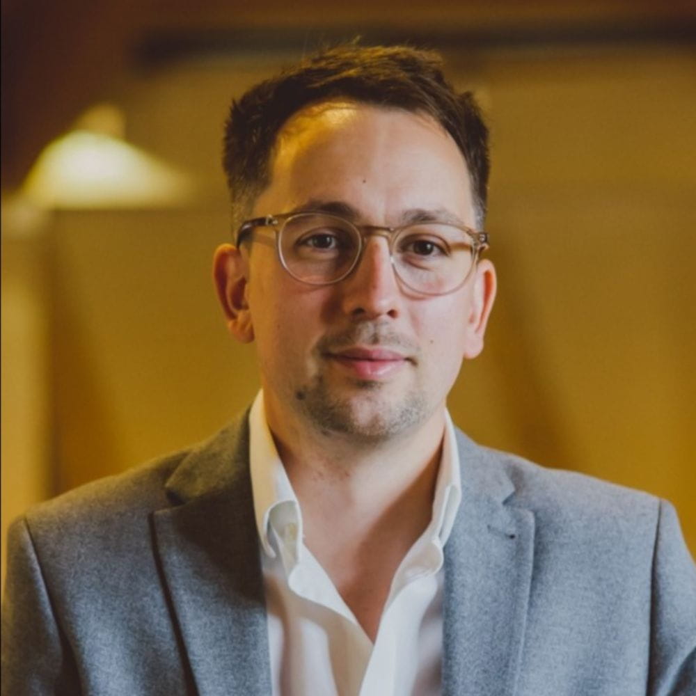 Dr Jordon Lazell 