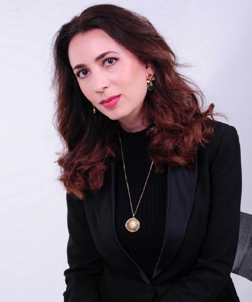 A portrait of Roxana; a graduate from the Department of Economics.