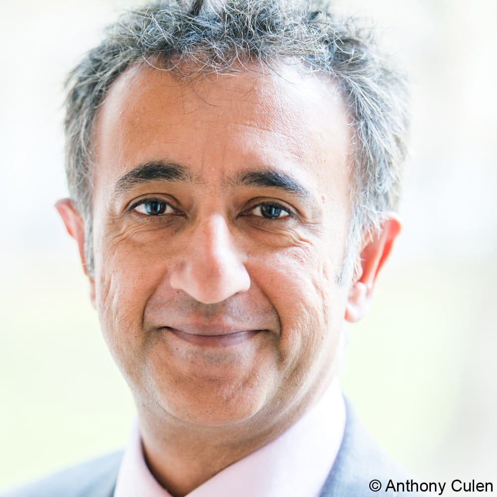 Professor Shamit Saggar