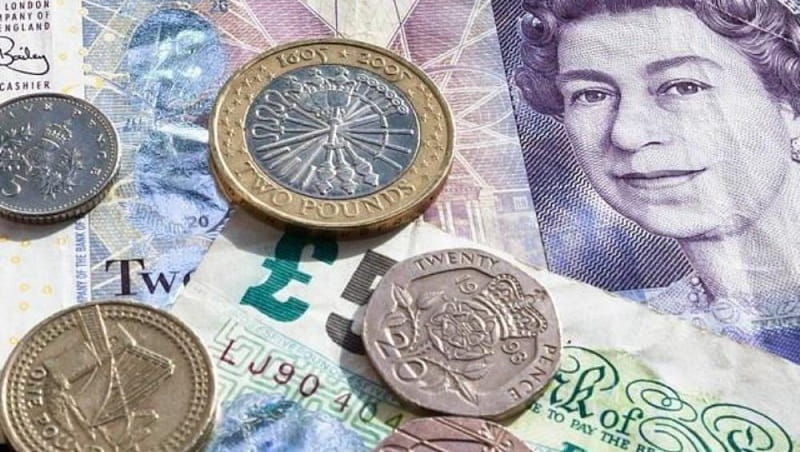 cash money notes bank pounds credit finance