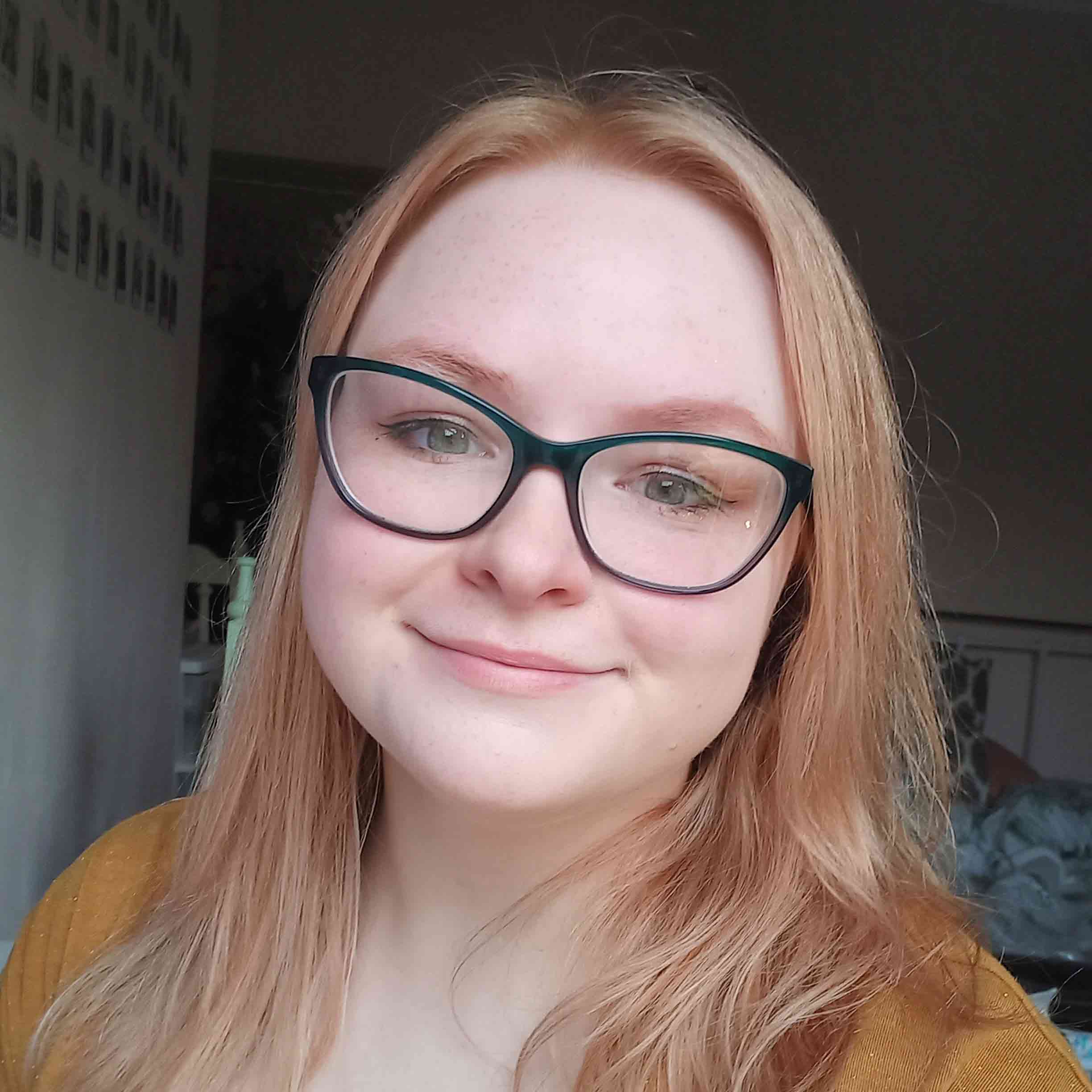 Lily Davis looking relaxed and happy