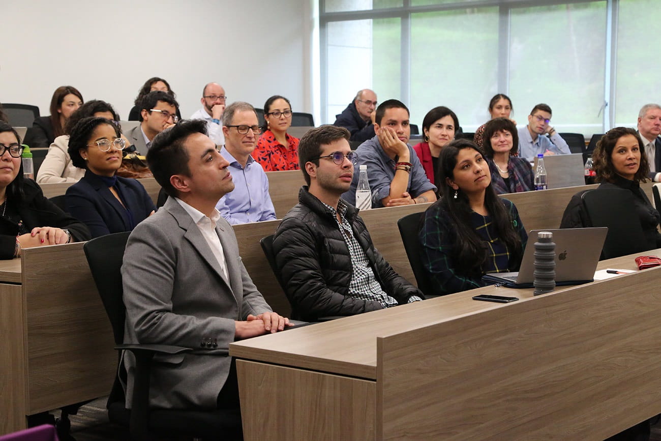 Audience at the GCRF viisit to Bogata
