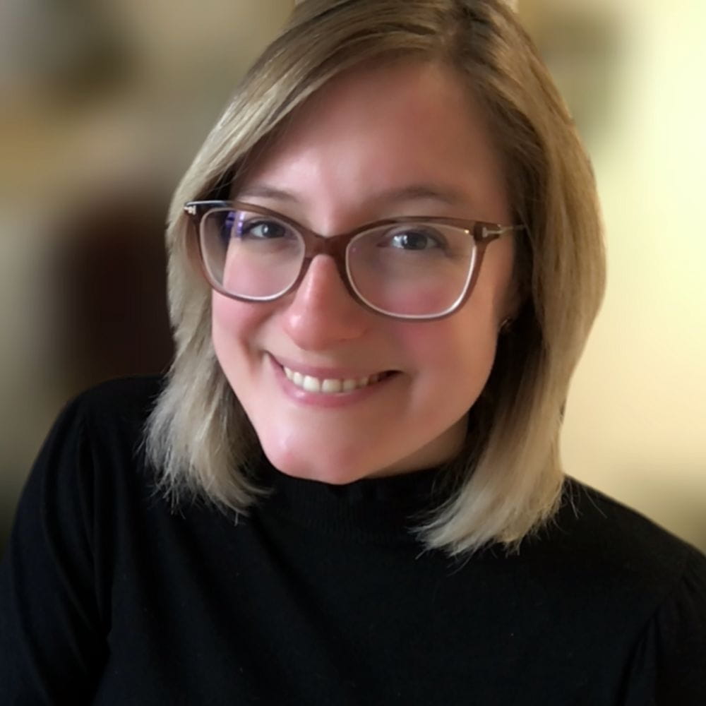 Dr Veronica Lamarche