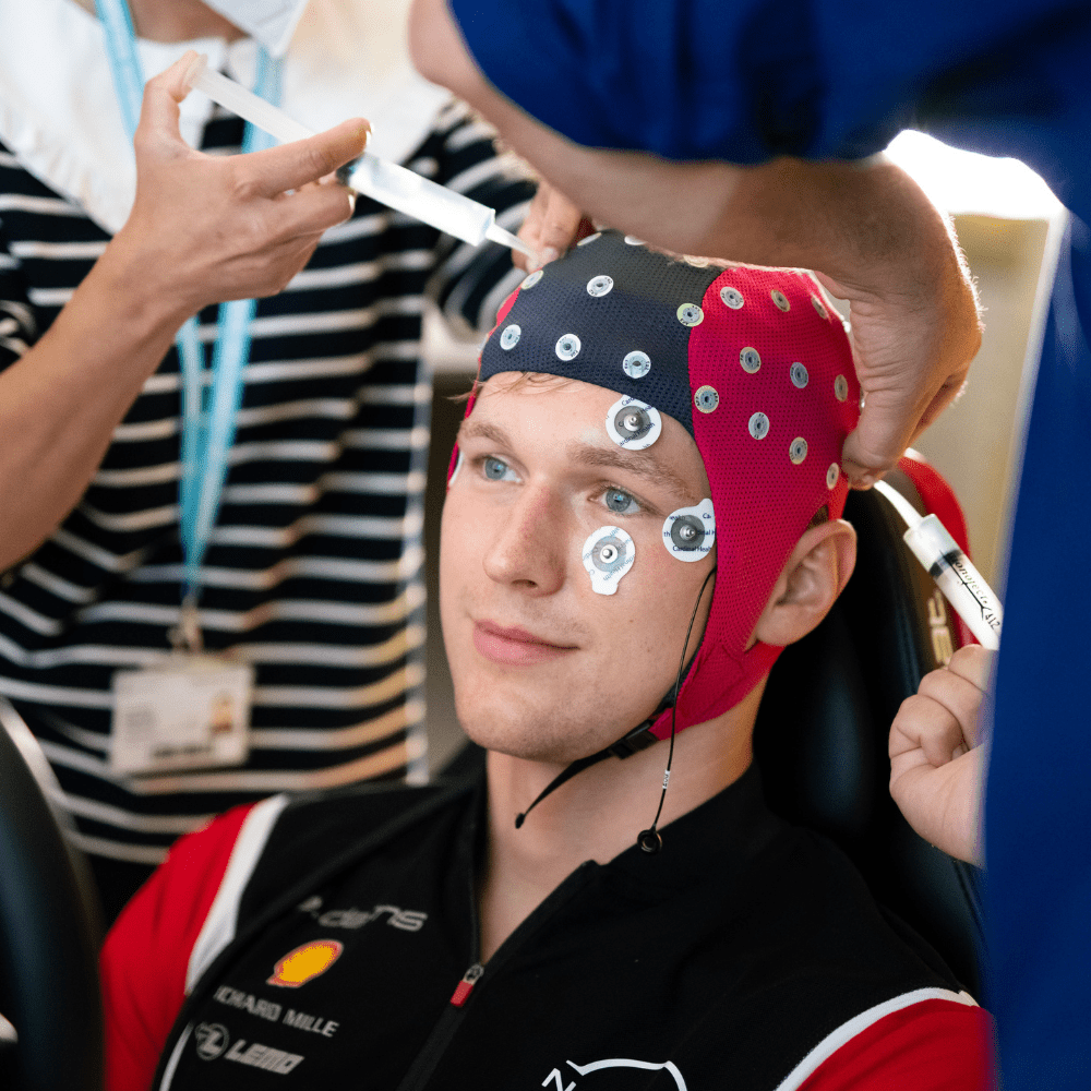 Maximilian Guenther, driver for Nissan Formula E Team in Season 8 of the FIA Formula E World Championship (2021/22). Credit: Spacesuit, 2022.).