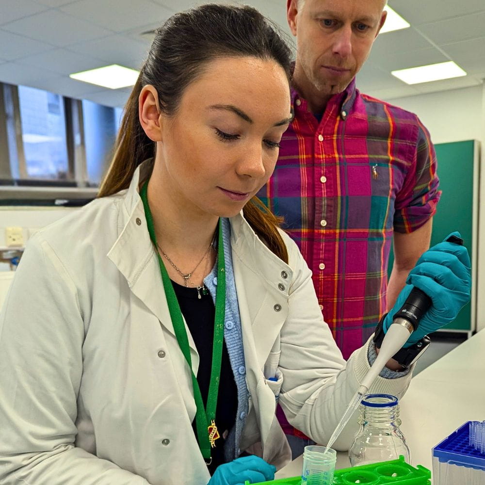 Dr Caitlin O'Shea and Dr Gareth Wright