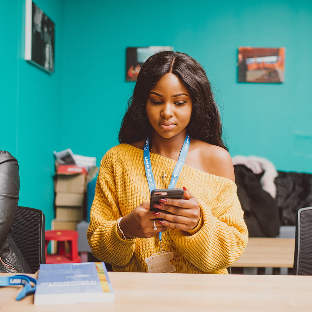 student applying online