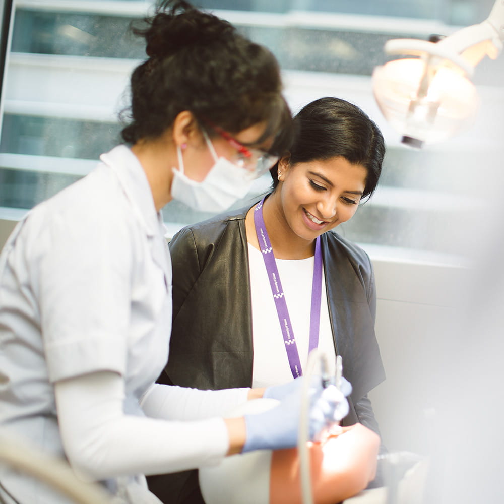 students working in the oral health laboratory