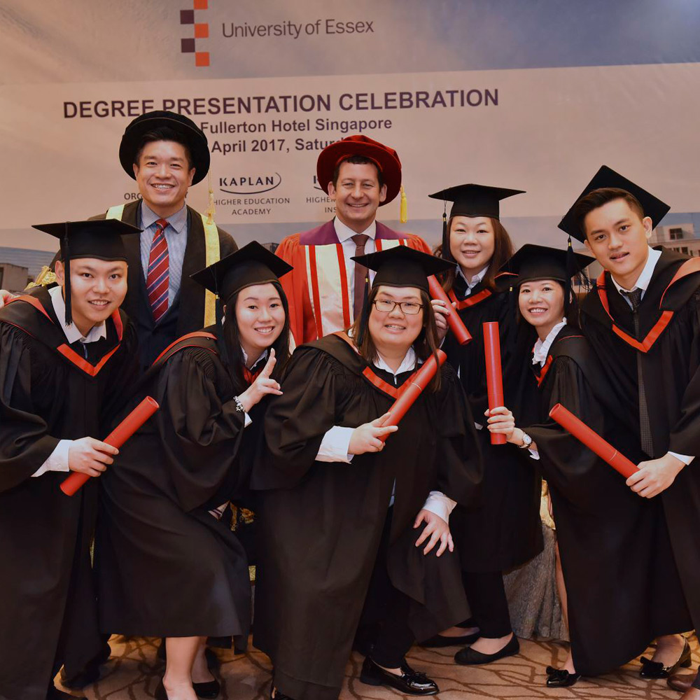 Kaplan Singapore graduates.