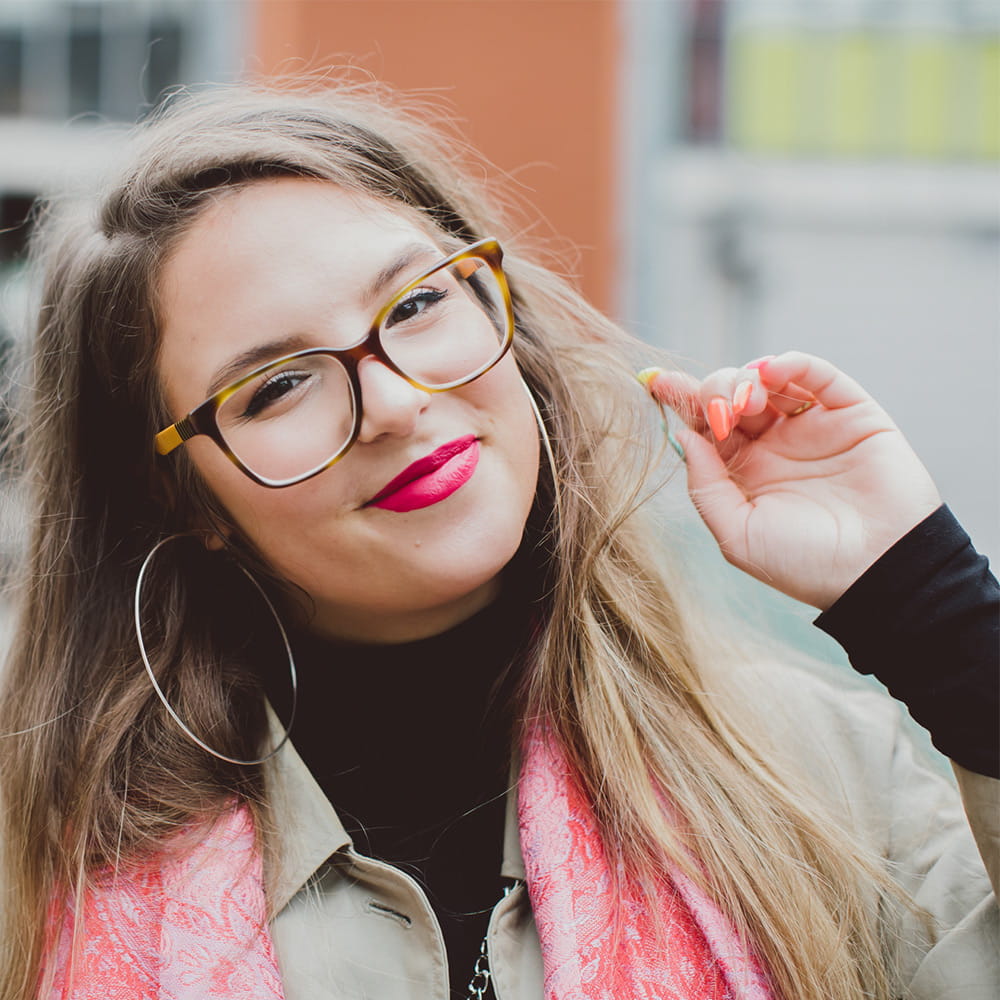 Pia Popovic headshot