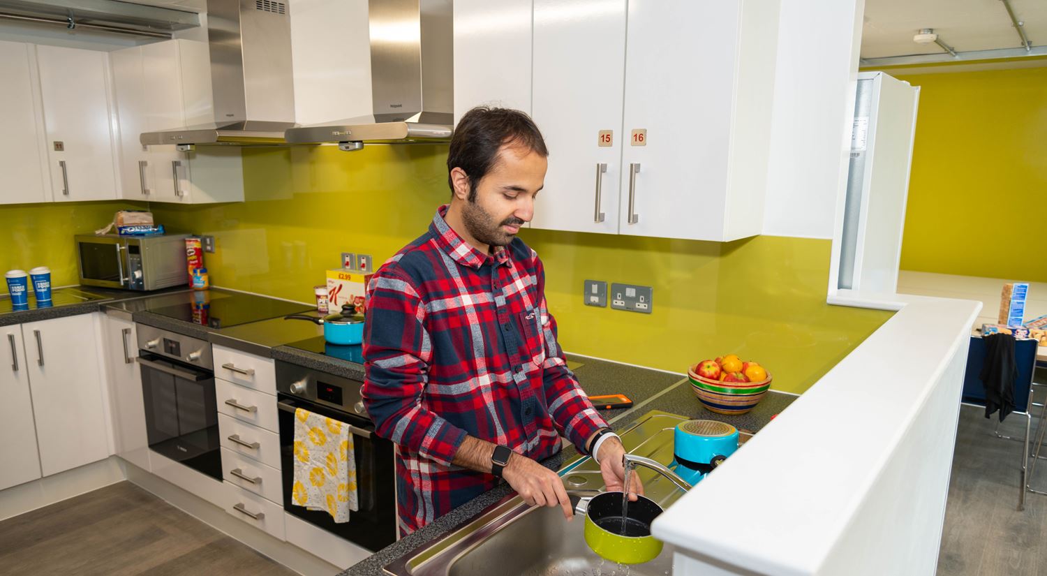 Bertrand Russell Tower kitchen