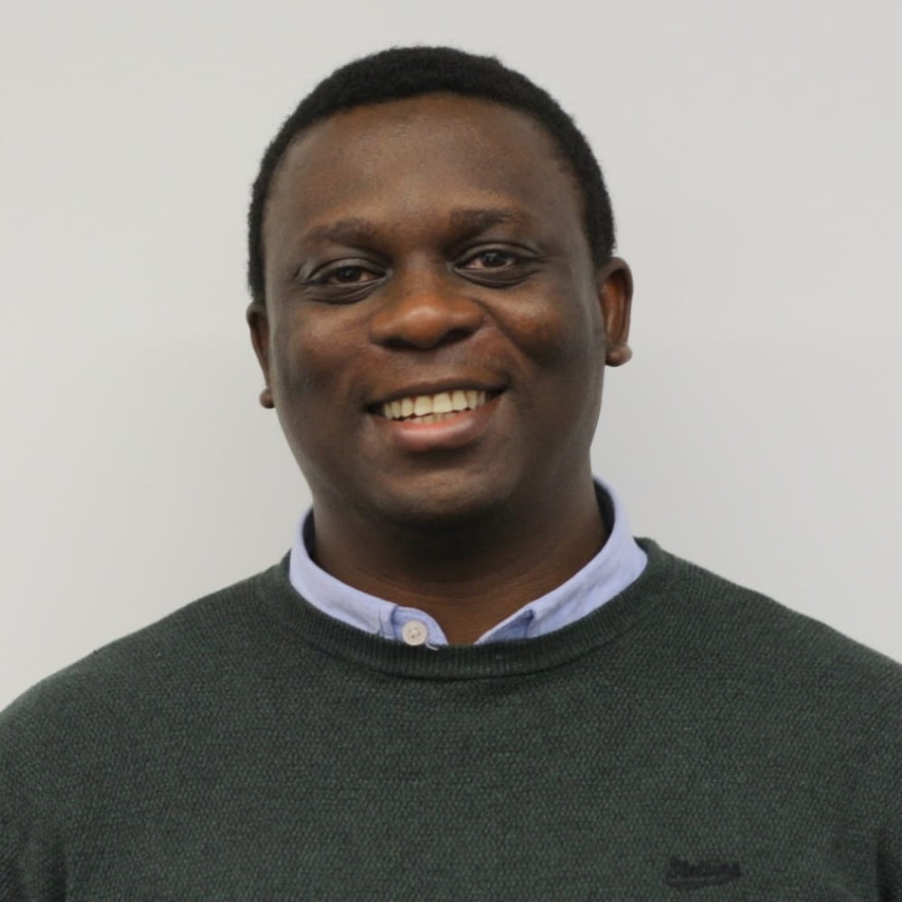 Dr Ọmọ́máyọ̀wá Àbàtì