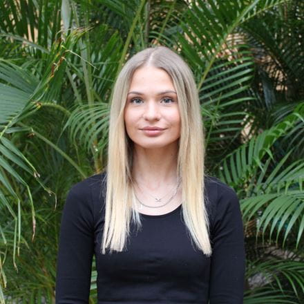 Karolina Szpigiel headshot in EBS building