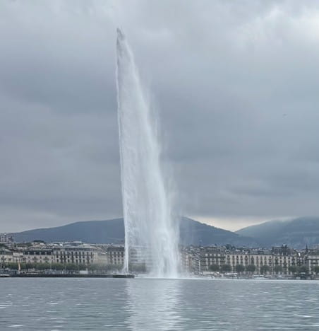 Geneva's famous fountain, the Jet d'Eau.