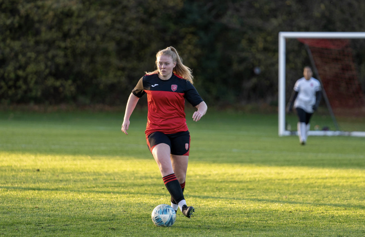 Essex Blades Womens football captain Abbie Jackson in action