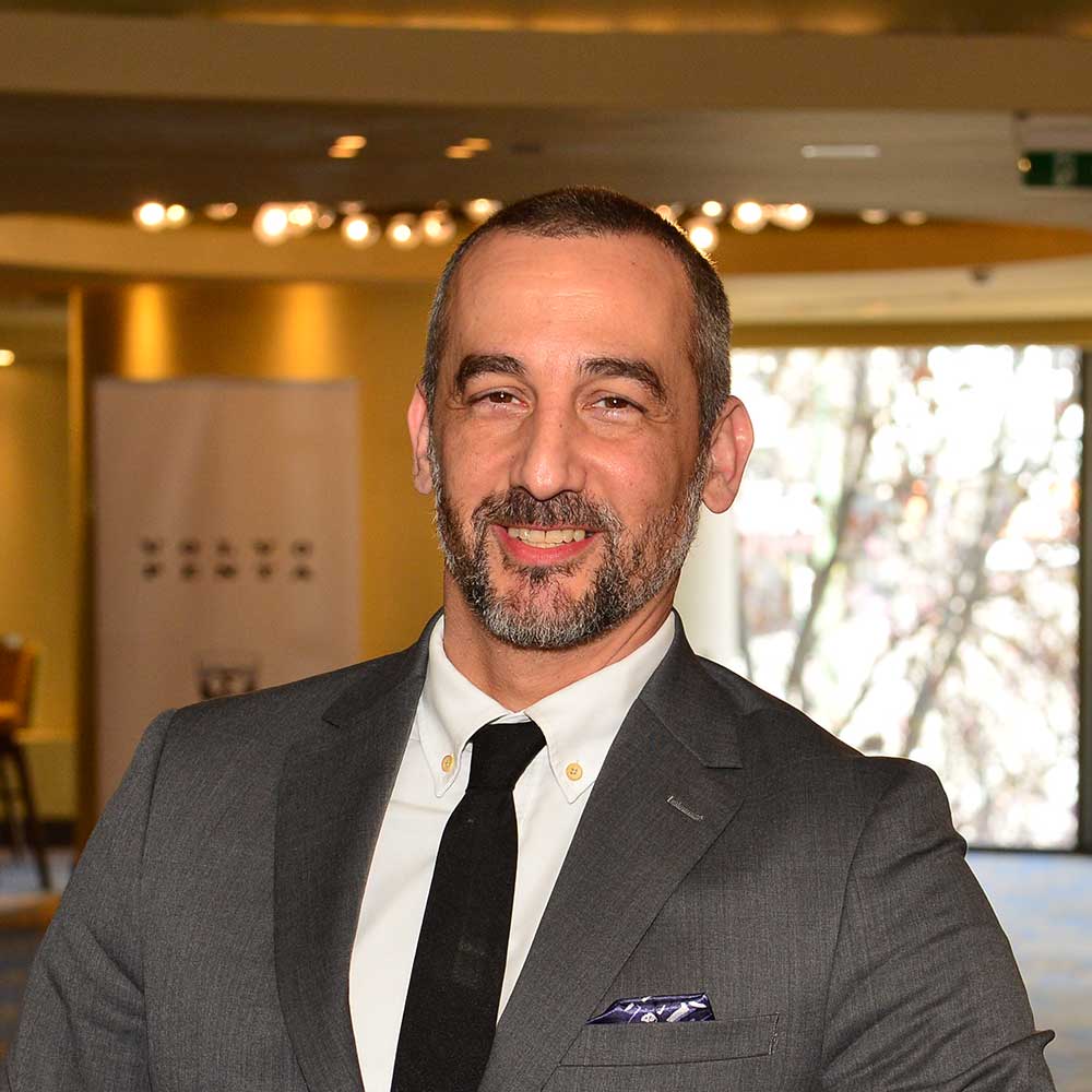 A portrait of Apostoulos Fournaris.