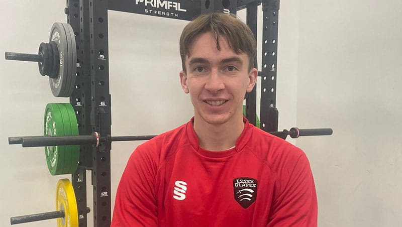 Zack Kuzyk in red Essex Blades kit