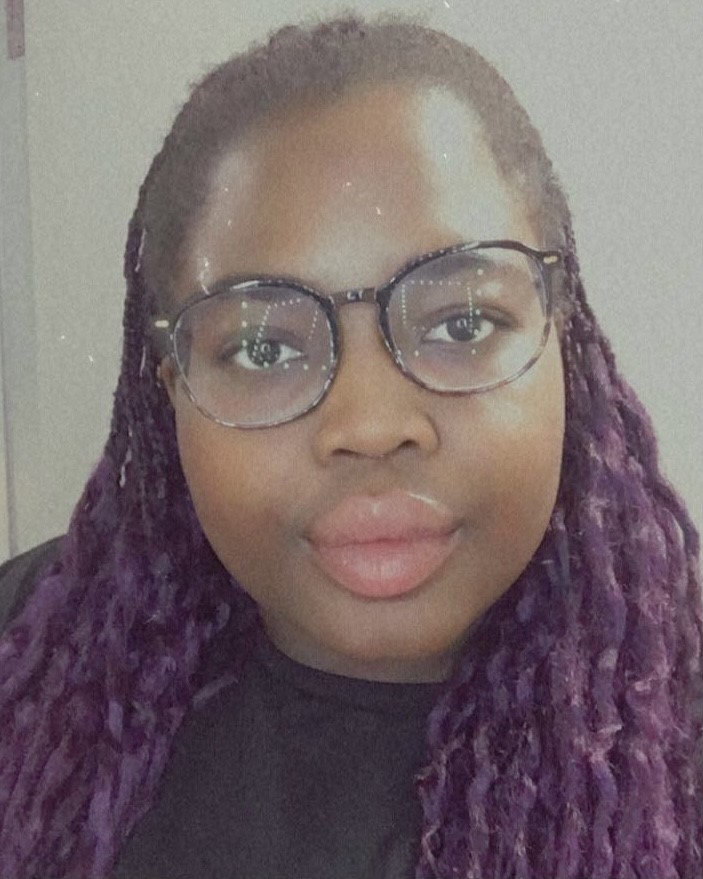 Head shot of Nifemi