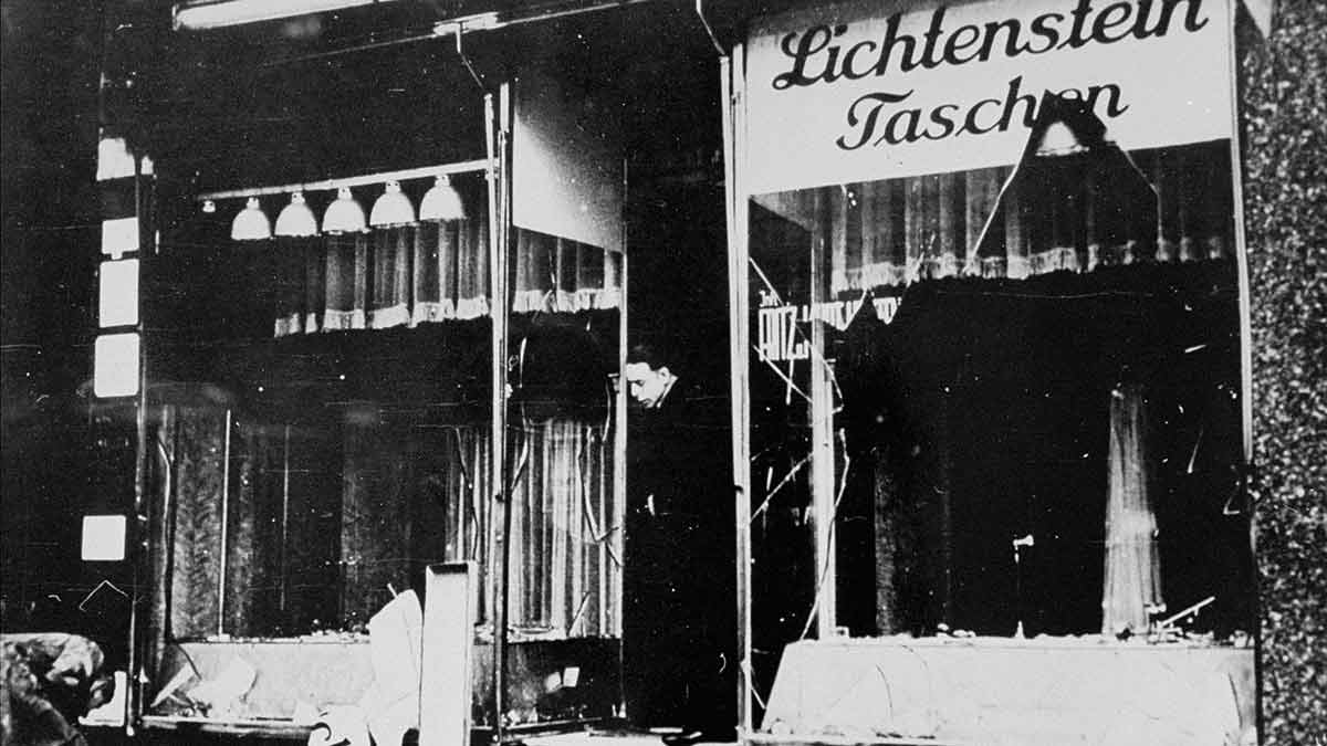 The Lichtenstein family shop in Berlin after it was attacked on Kristallnacht)