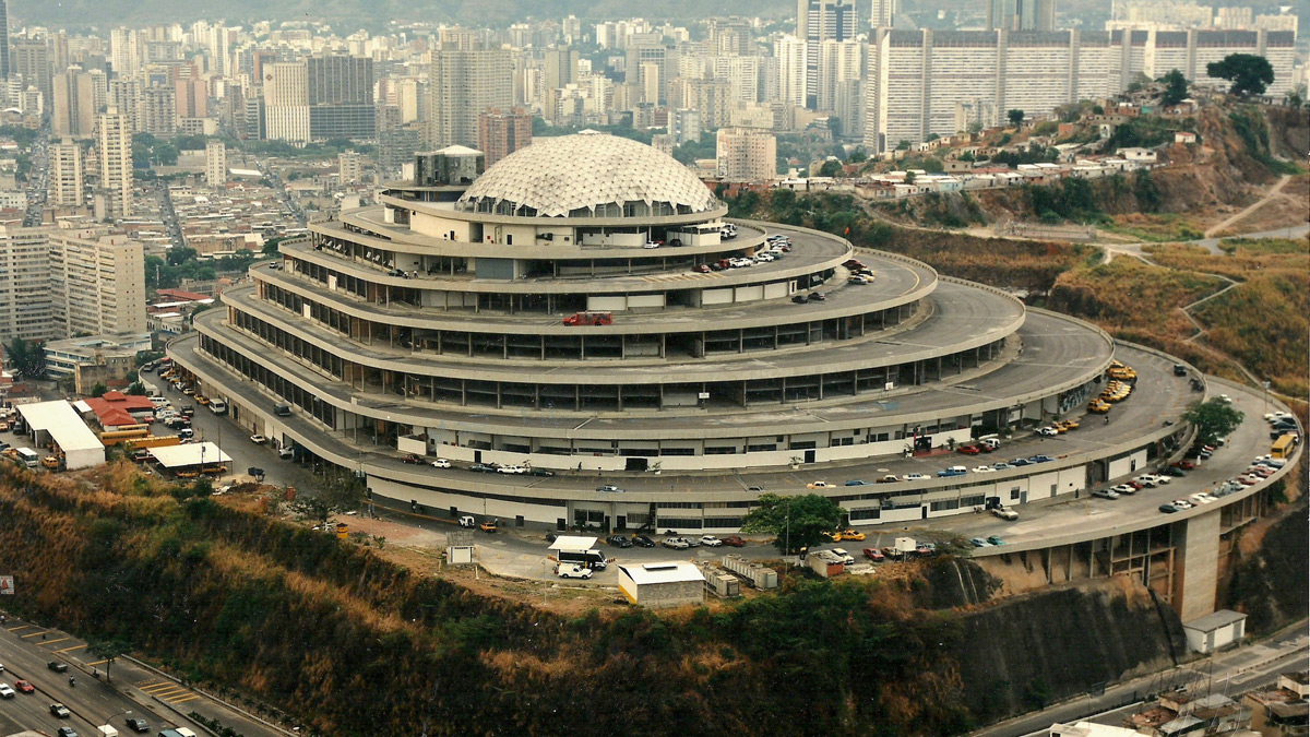 El Helicoide, 1987 (Photo: Archivo Fotografía Urbana/PROYECTO HELICOIDE))