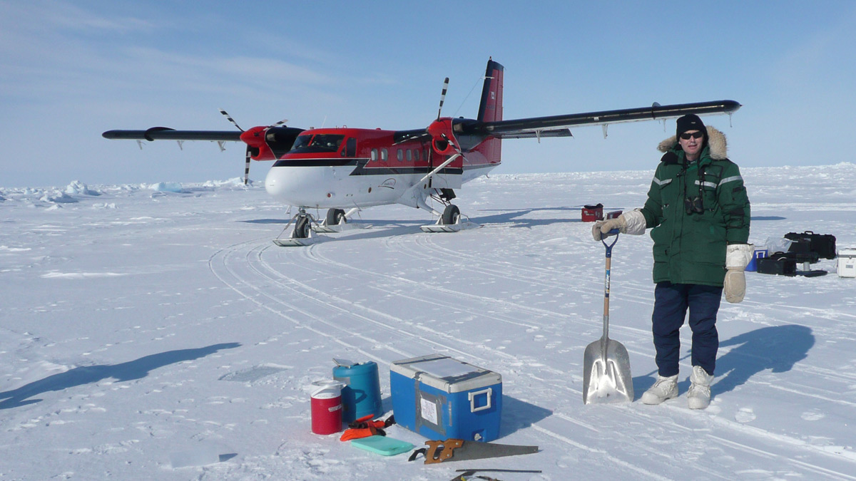 Professor Graham Underwood in the Arctic)