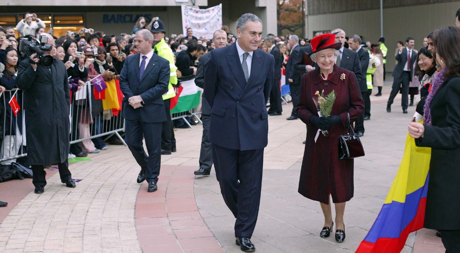 Her Majesty the Queen visits the Colchester Campus in 2004