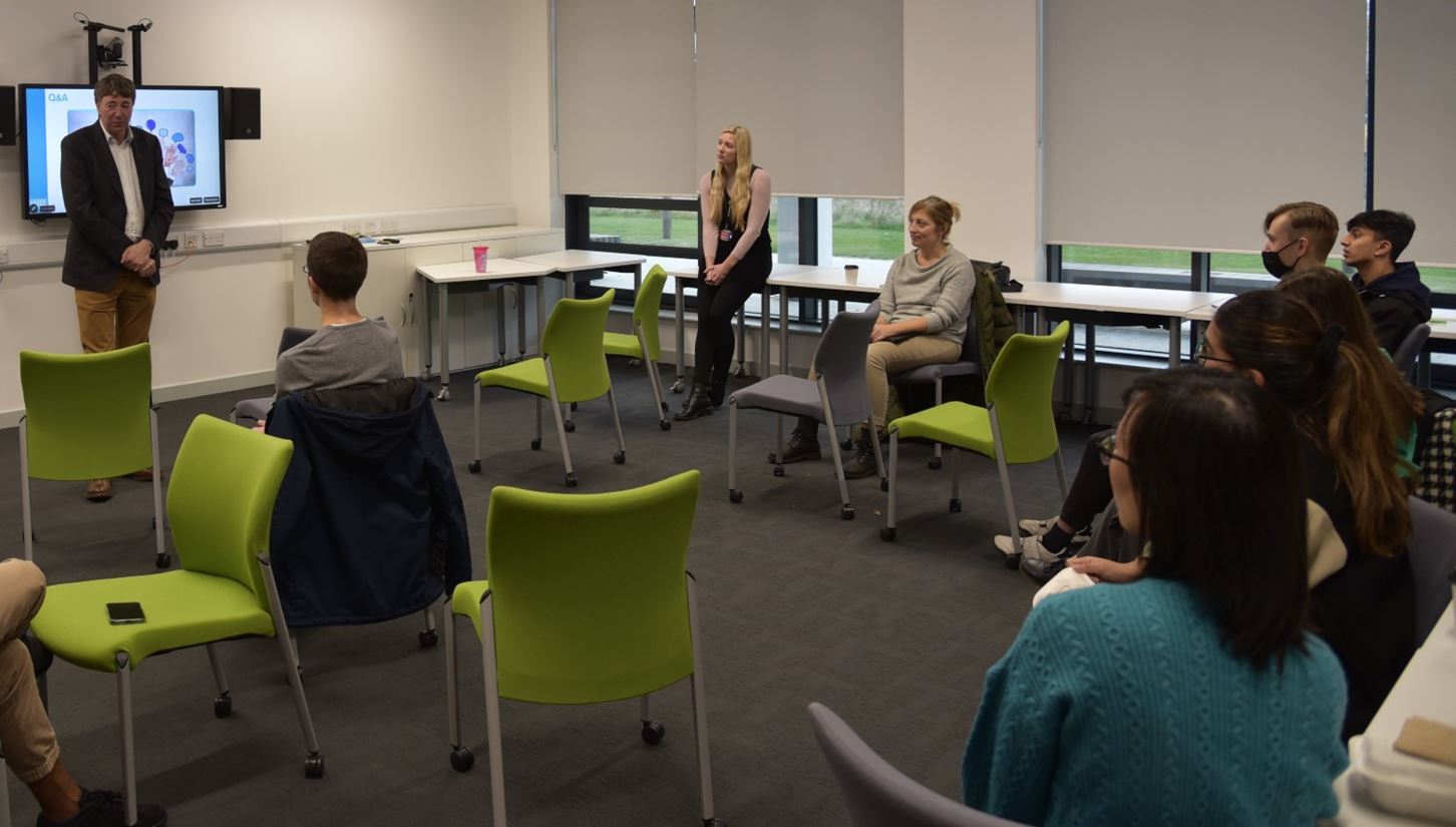Dr Neale speaks to start-ups