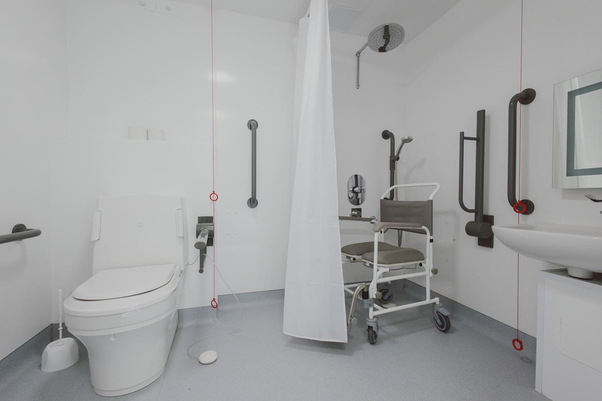 Adapted bathroom in South Courts accommodation