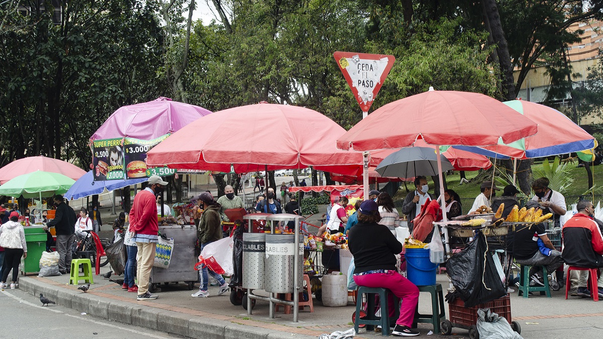 Street stalls on 7th Street, Bogotá, Colombia, October 2020)